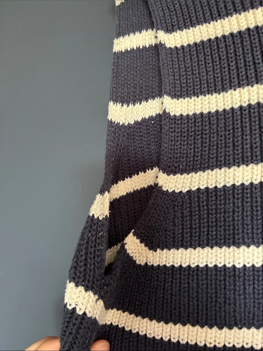 Zara Navy and White Striped Knit Vest - Picture 5 of 6